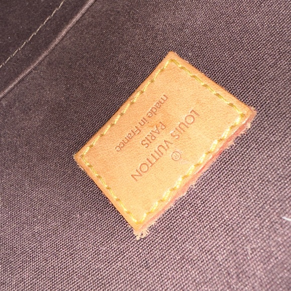 Authentic Louis Vuitton Vernis Tote bag - Picture 12 of 14